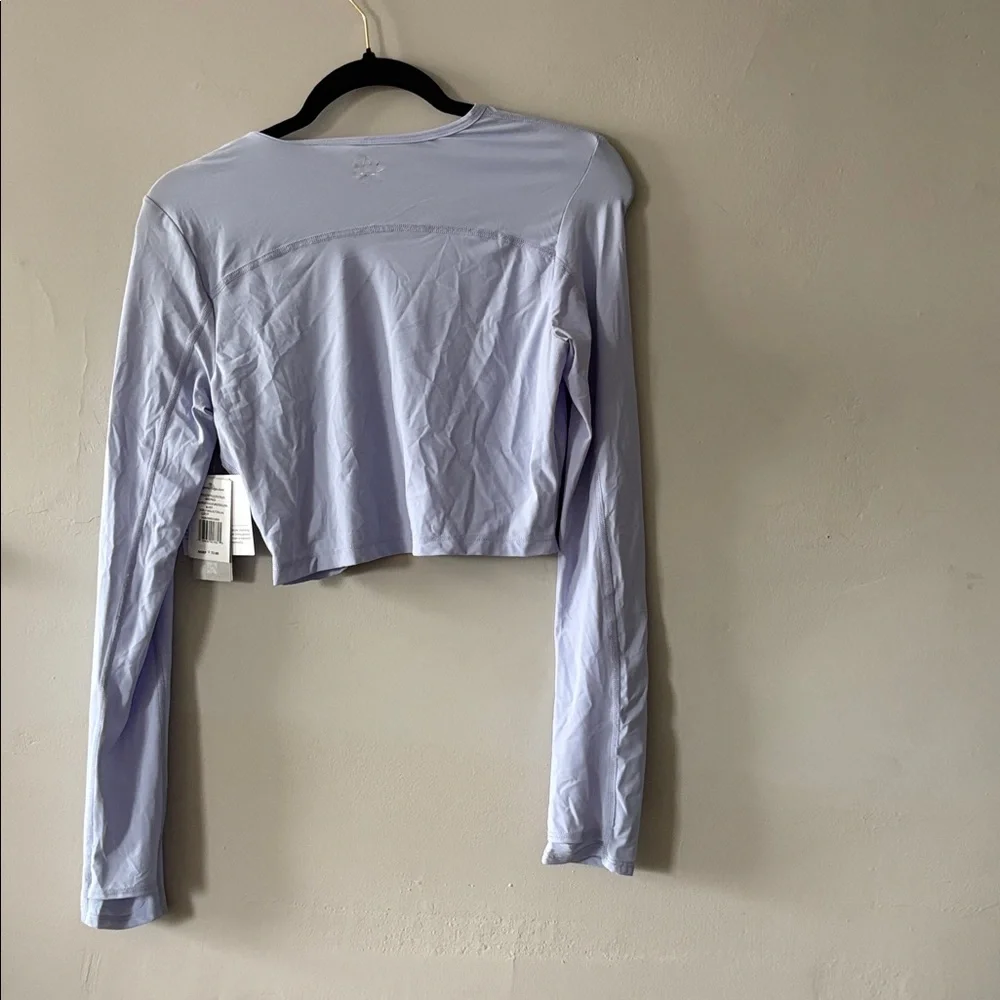 Beyond Yoga Powerbeyond lite airsheild long sleeve crop top light blue Small NWT